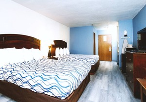 Coratel Inn & Suites By Jasper Park City