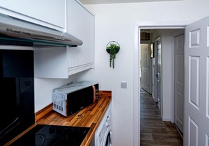 Cosy Top Floor Apartment, Fast Wifi, Filton Ave