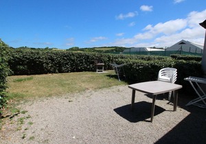 Cottage near the sea with parking and pets allowed