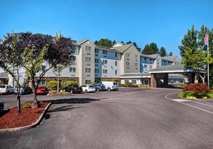 Country Inn & Suites by Radisson Portland International Airport OR