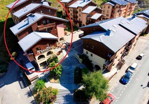 Cozy 1-BR Apt in Val Cenis Lanslebourg, 300m from Slopes, Sleeps 4/5, Balcony & Garage