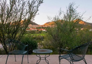 Cozy 1 Bed/1 Bath, at Starr Pass. Renters cannot use pools/gyms after 1/31/25.