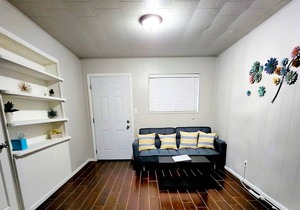 Cozy 1 bedroom near Current River