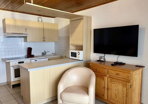Cozy 2-Room Apartment for 4 with Balcony, Near Ski Lifts - Vieil Alpe