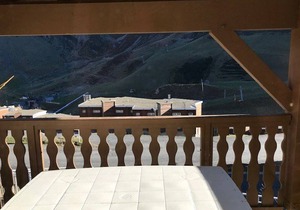 Cozy 7-Person Duplex: Pool, Fitness Center, Near Slopes & Lifts