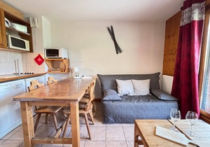 Cozy apartment at the foot of the slopes with parking, for 4-6 people