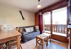 Cozy apartment at the foot of the slopes with parking, for 4-6 people