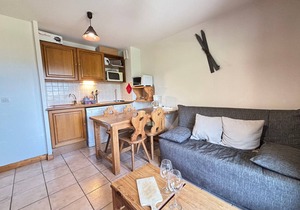 Cozy apartment at the foot of the slopes with parking, for 4-6 people