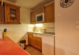 Cozy apartment for 6 near playground