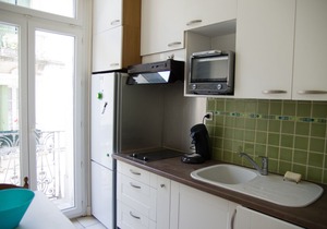 Cozy comfortable 53m2 Montpellier city center, close to St Roch train station