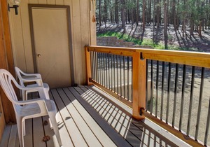 Cozy Condo close to the Chair Lift