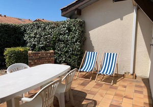 Cozy Duplex with Terrace Steps from Biscarrosse Beach - Cleaning Included