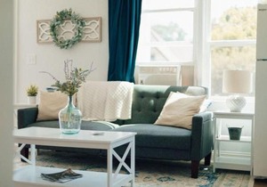 Cozy Farmhouse Apartment in Bristol 2 bed 1 bath
