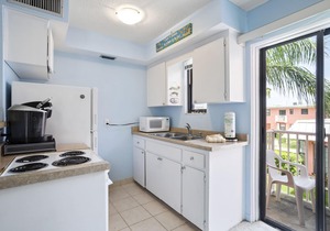 🌿 Cozy Garden-View Studio — Comfort & Charm at Gulf Winds Resort