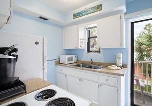 🌿 Cozy Garden-View Studio — Comfort & Charm at Gulf Winds Resort