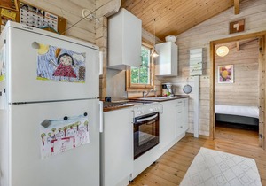 Cozy home in Bogø By with WiFi