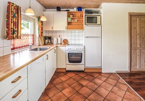 Cozy home in Egernsund with kitchen