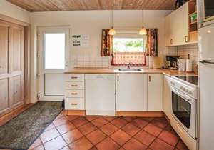 Cozy home in Egernsund with kitchen