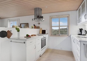 Cozy home in Frøstrup with WiFi