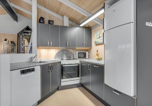 Cozy home in Harboøre with sauna