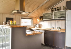 Cozy home in Hvide Sande with sauna