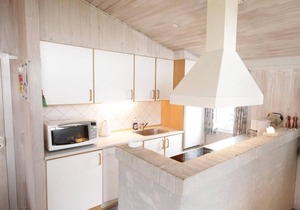 Cozy home in Hvide Sande with WiFi