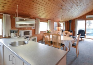 Cozy home in Hvide Sande with WiFi