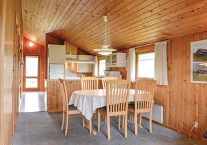 Cozy home in Hvide Sande with WiFi