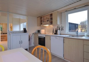 Cozy home in Knebel with house sea view