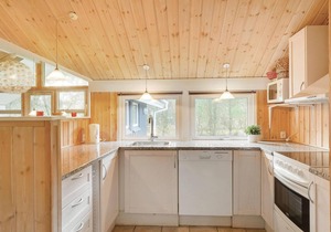 Cozy home in Oksbøl with sauna