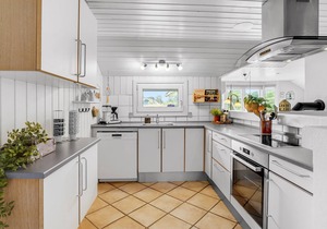 Cozy home in Oksbøl with sauna