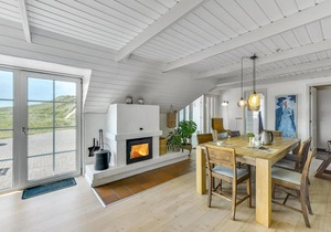 Cozy home in Ringkøbing with sauna