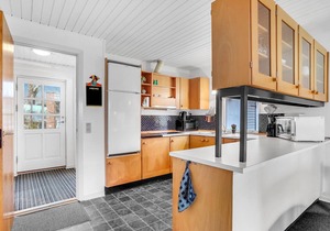 Cozy home in Tarm with kitchen