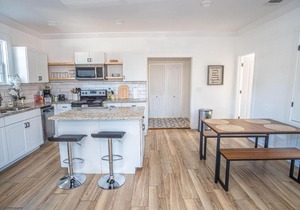 Cozy Remodeled 2br-1ba Near Downtown
