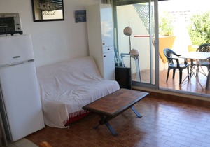 Cozy Studio for 2 with Terrace, Kitchen, Elevator Access, Near Beach – Agde
