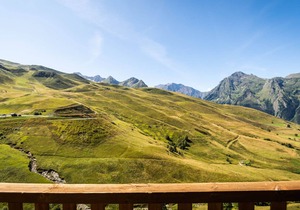 Cozy studio 4 ppl, balcony, 400m from slopes, free shuttle, Spa included, Peyragudes