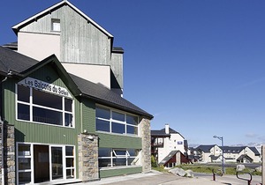 Cozy studio in Peyresourde near slopes with balcony