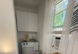 Cozy studio with private patio. Heart of Miami