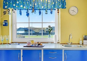 Cozy summer house very close to the North Sea coast.