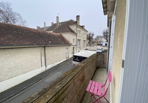 *Cozy T2 in Central La Roche-Posay w/Wi-Fi, Balcony & Close to Thermes*