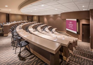 Crowne Plaza Hotel Indianapolis Airport