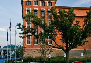 Crowne Plaza Louisville Airport Expo Center, an IHG Hotel