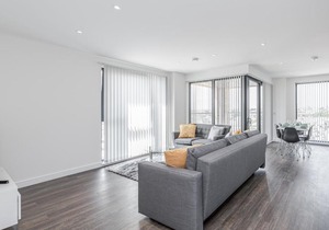 CROYDON DELUXE APARTMENT*****