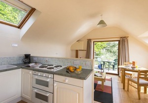 Cudden View - Character and Spacious Cottage. Private Garden. Panoramic Sea View