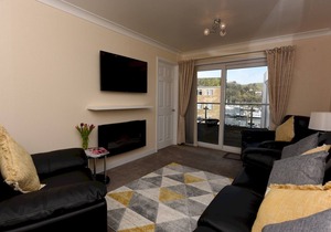 Dartside 4 - Two Bedroom Apartment, Sleeps 5