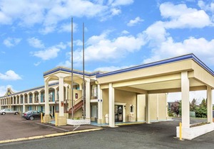 Days Inn by Wyndham Ashland