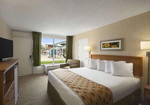 Days Inn by Wyndham Frederick