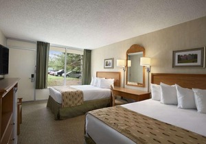 Days Inn by Wyndham Frederick