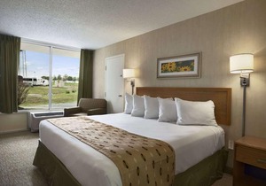 Days Inn by Wyndham Frederick
