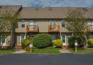 Deep Creek Village 20: Spacious Townhome Across from Wisp Resort